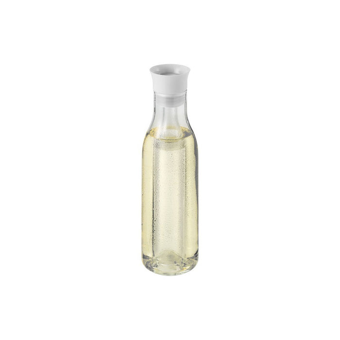 Flow carafe with cooling stick